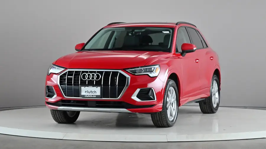 2022 Audi Q364013640310531123