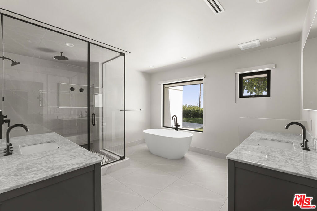 10122 Sunbrook Drive Beverly Hills CA, 9021063789063749889122