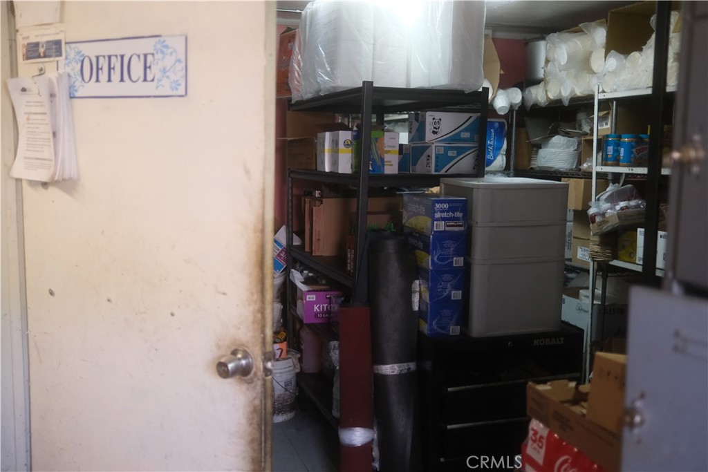 10337 San Fernando Road, Pacoima CA, 9133163610611852289122