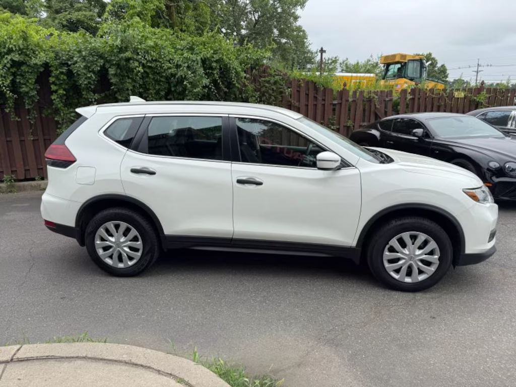 2019 Nissan Rogue S Usado SUV de 4 Puertas63271014761987121