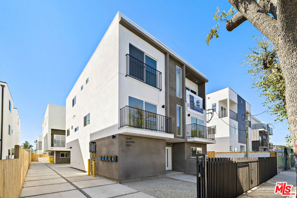 5651 Case Ave 2 North Hollywood CA, 9160164110113600131122