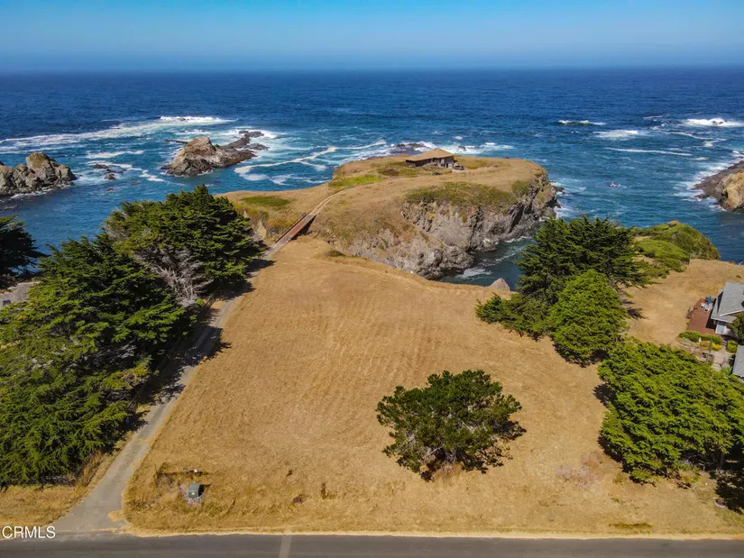 45551 S Caspar Drive, Mendocino, CA