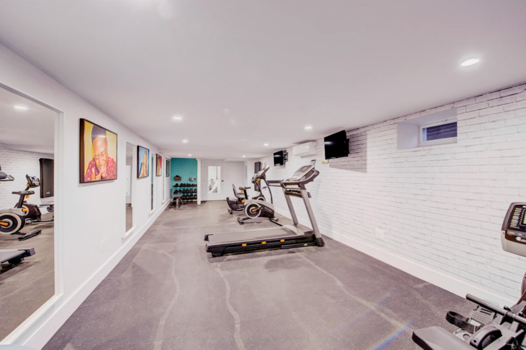 The Woodbine House634921406967051215