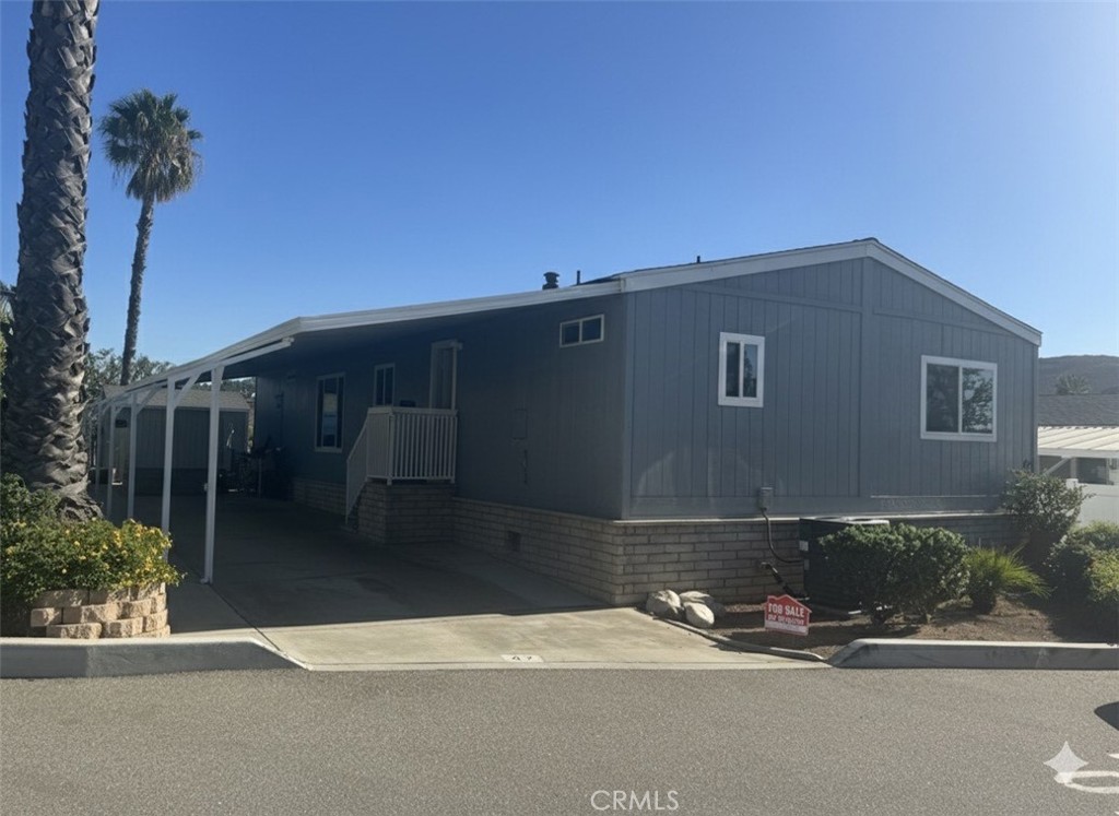 15181 Van Buren Boulevard 47 Riverside CA, 9250464101463266305122