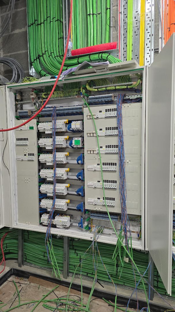 Serviços Elétricos Profissionais para Subempreitada em Todo o País552907752311377924