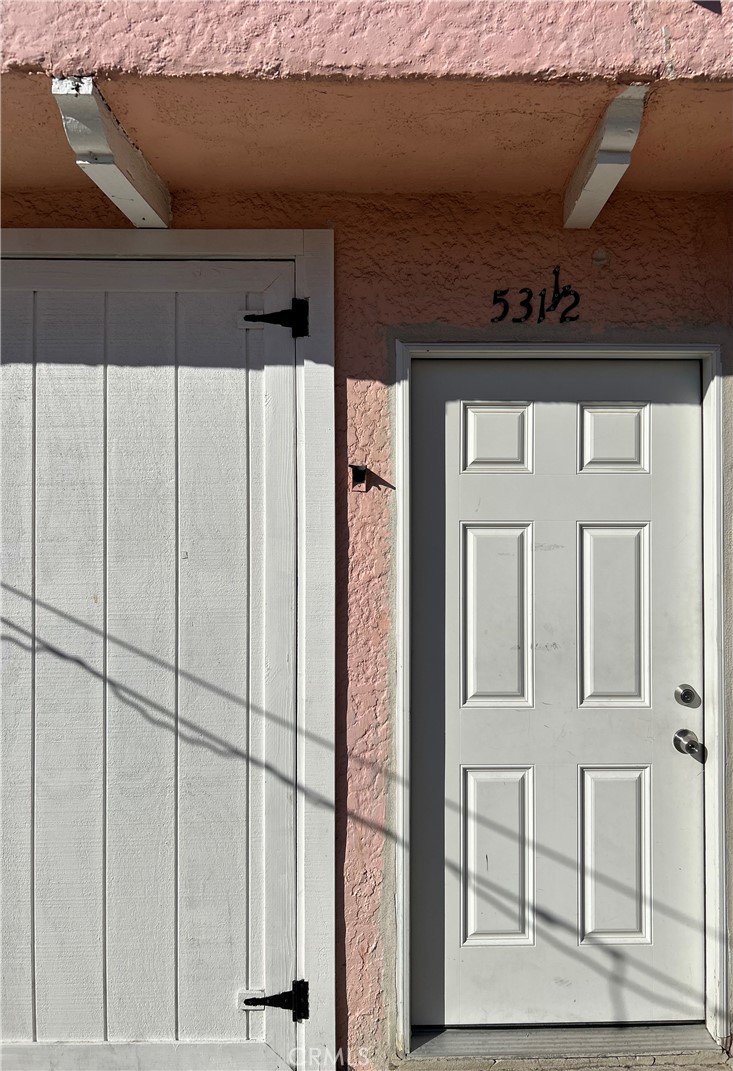 $2,495/mes 531 W 56TH Street 1/2 Los Angeles CA, 9003764134289007362120