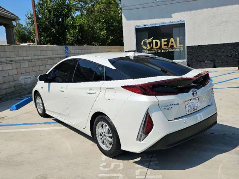 2017 TOYOTA PRIUS PRIME (PHEV) TRES/CUATRO/CUATRO ADV63356218996099122