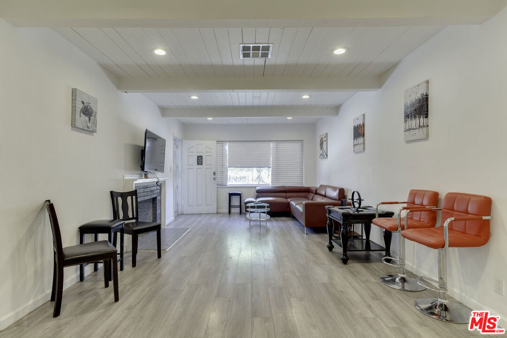11812 RANDALL Street Sun Valley CA, 9135263710143118211120
