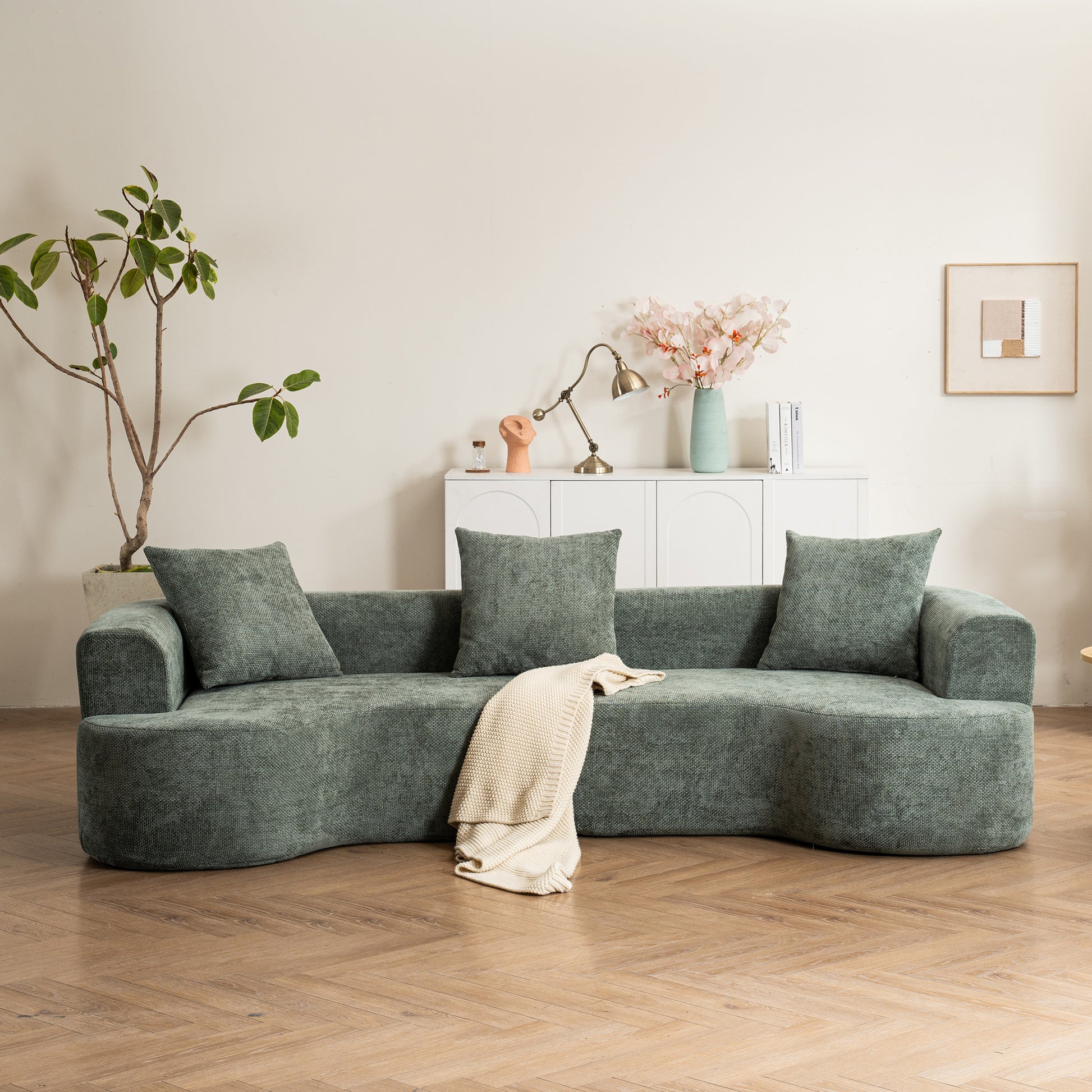 Sofá curvo verde de estilo moderno, sofá de terciopelo suave con 3 almohadas, sofá de tela ultra suave blanco lechoso para sala de estar W2012S0000663876421926403121
