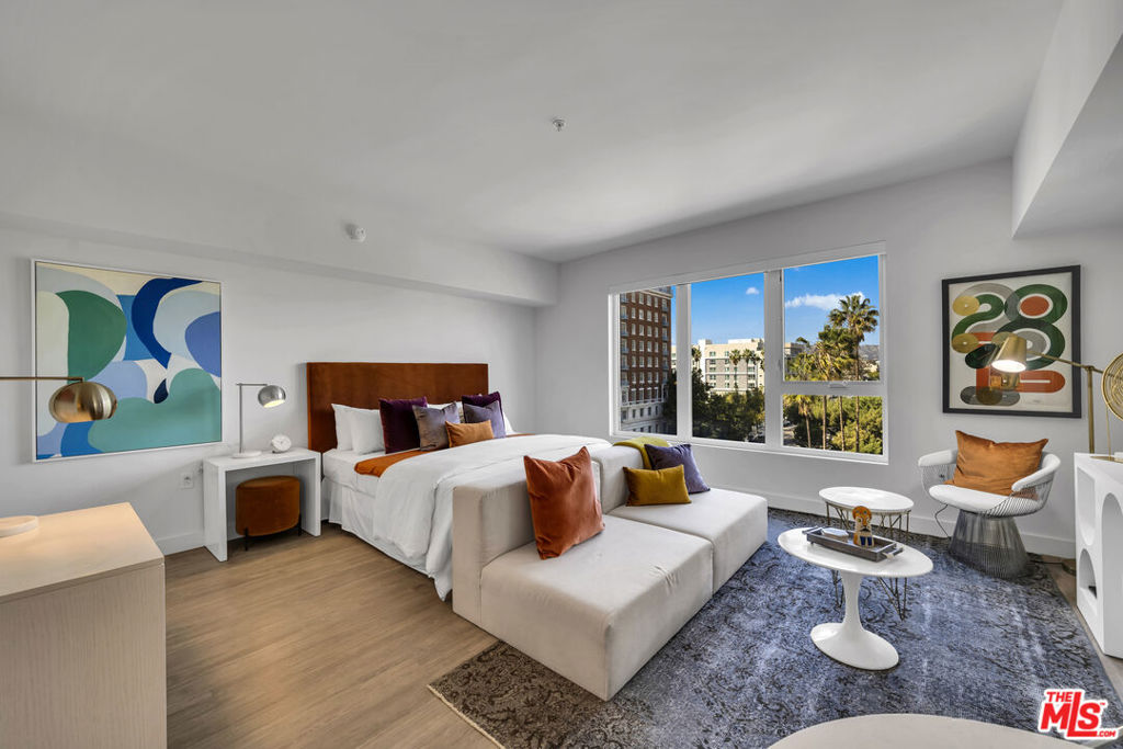 2801 Sunset Place 143 Los Angeles CA, 9000564134719316227120