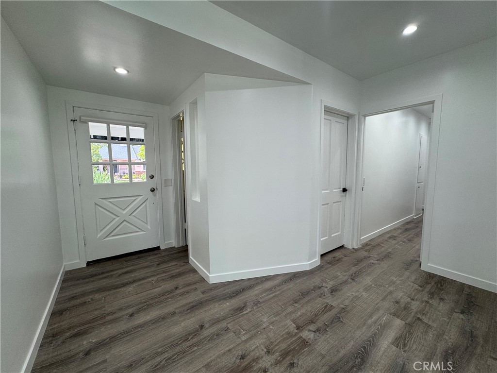 2212 Linda Flora Drive Los Angeles CA, 9007763867254189953122