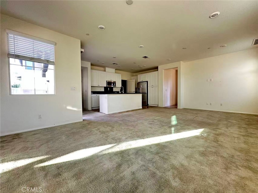 8661 Bay Laurel St Chino CA, 9170864142242094465122
