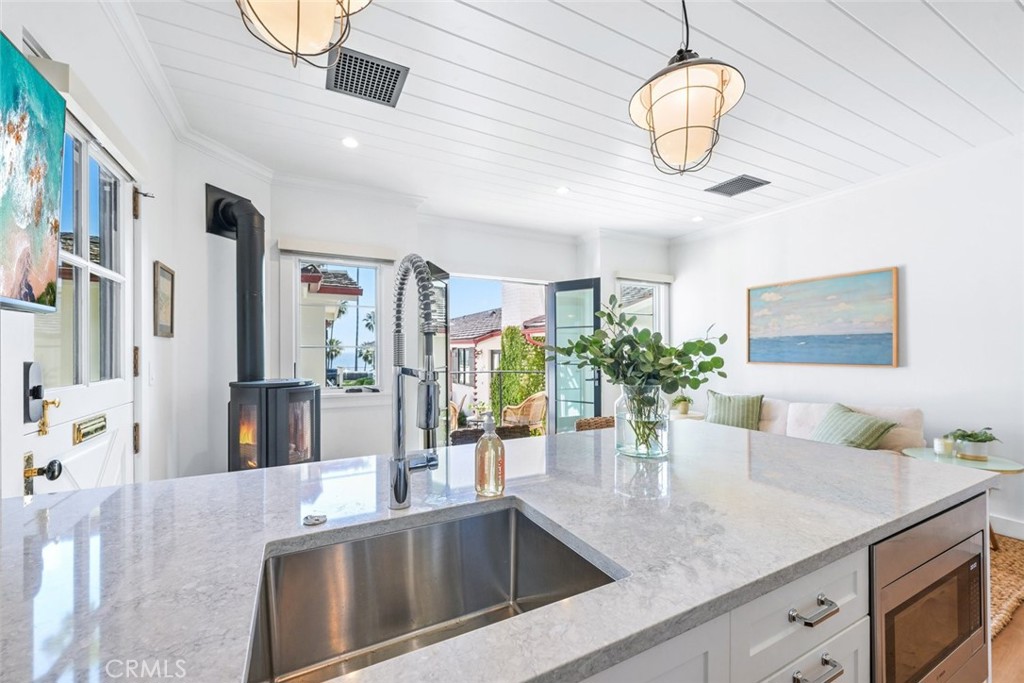 358 Cliff Laguna Beach CA, 9265164133530548355121