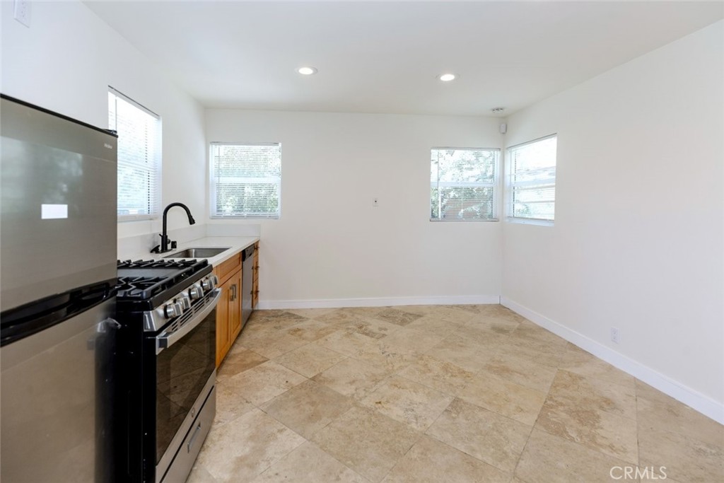 7700 Mcgroarty Street Tujunga CA, 9104263711418835201121