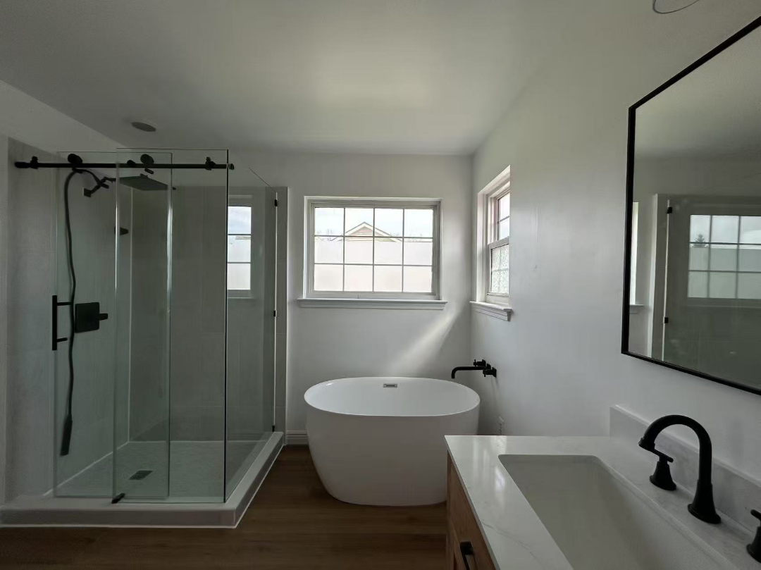 EastWest Remodeling (EWR)63388411516931123