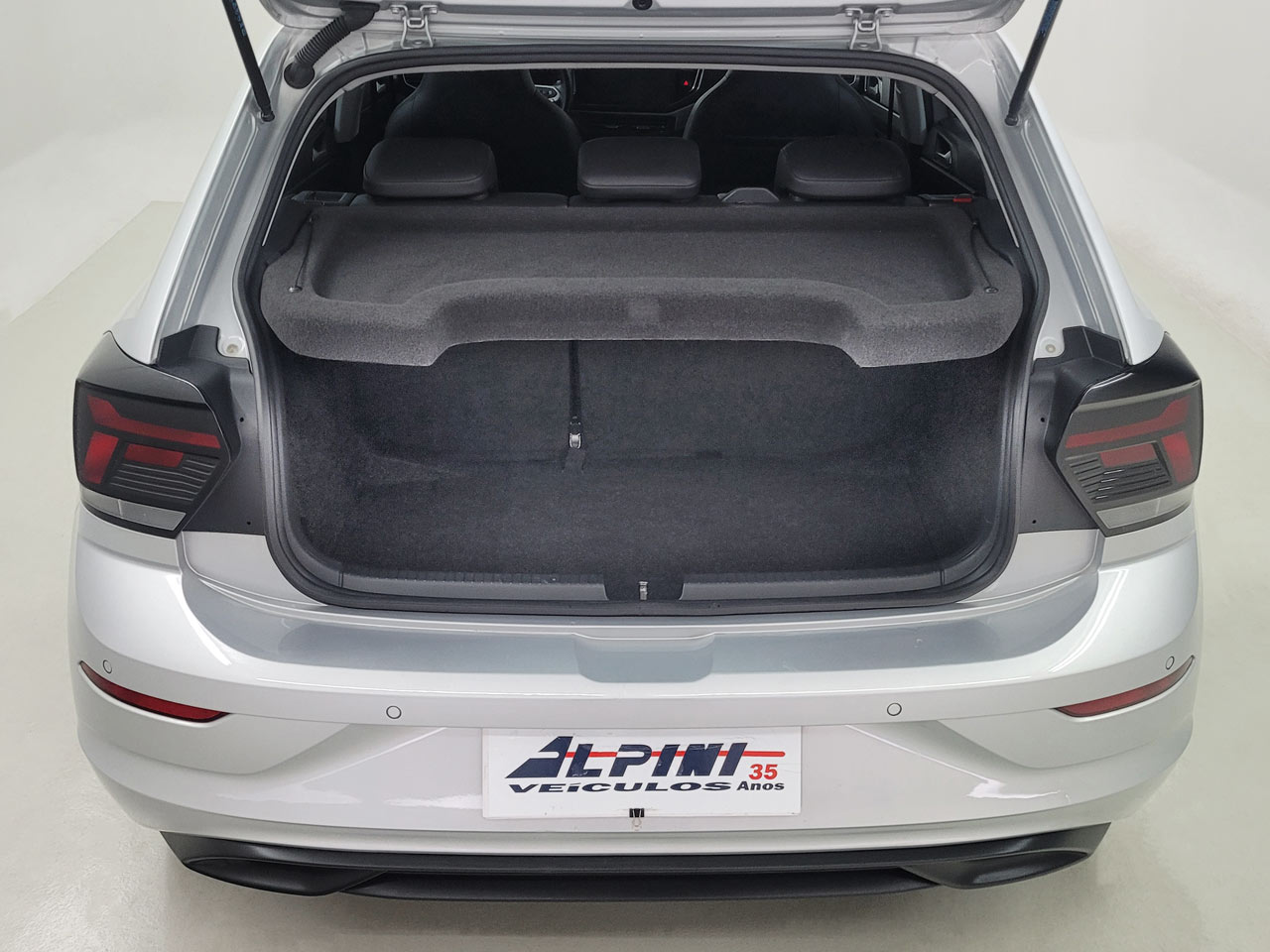 /en/city-campinas/cate-car-used-car/volkswagen-polo-2024-1-0-170-tsi-highline-automatic-49690771825231872/-5