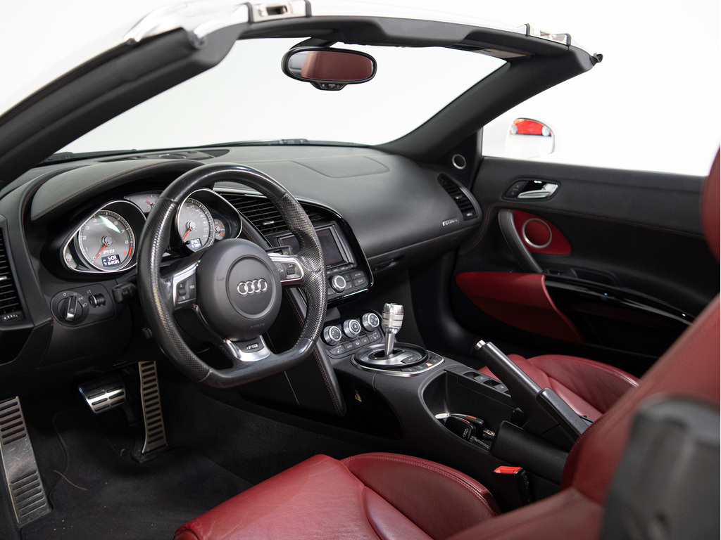 2011 Audi R8 4.264962319215363122