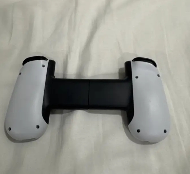 وحدة تحكم Backbone لهاتف الآيفون65039808789122121