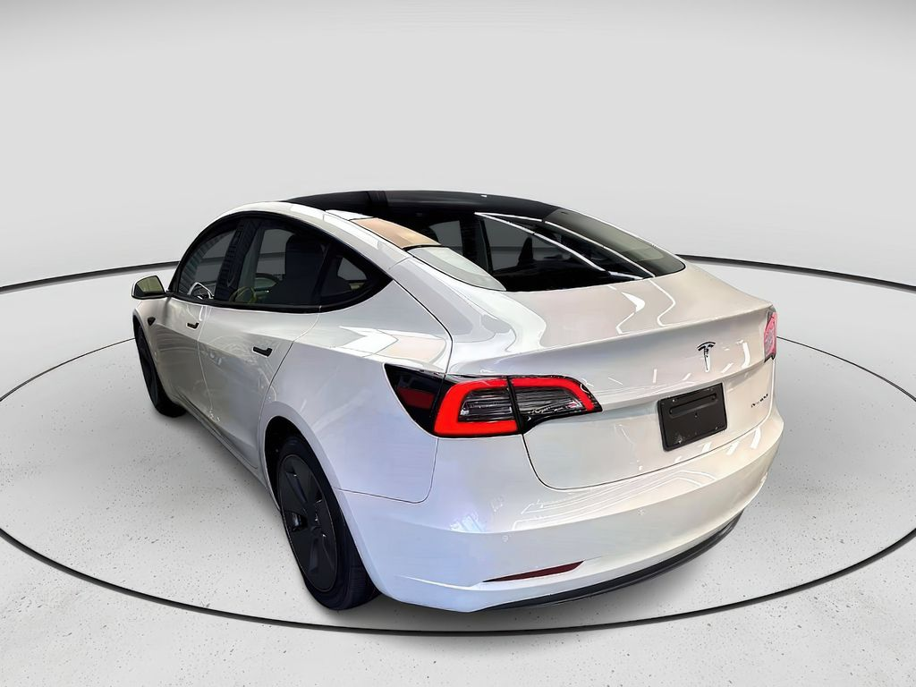2021 TESLA MODEL 3 LONG RANGE63324176403843124