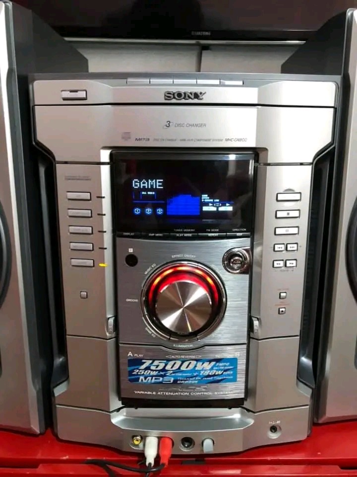 Sistema de componentes mini Hi-Fi Sony MHC-GN88D, 7500 W410035708442726402