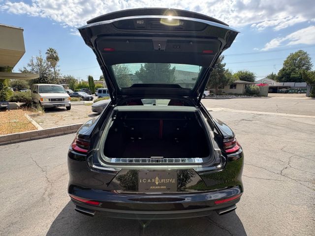 2018 PORSCHE PANAMERA63777891381251122