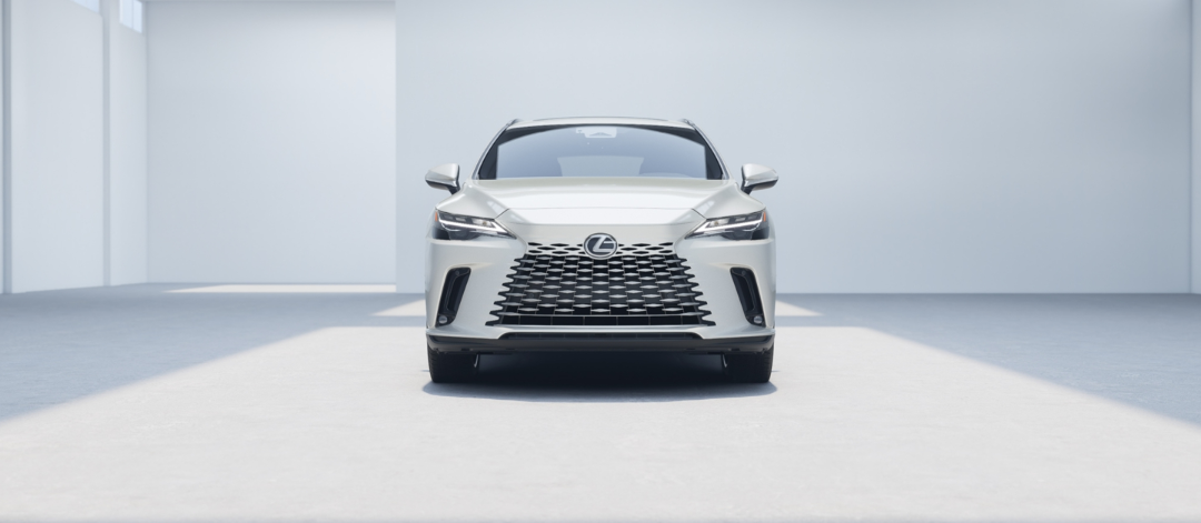El SUV de lujo mediano híbrido enchufable. Diseñado con un estándar superior.63516098130307121