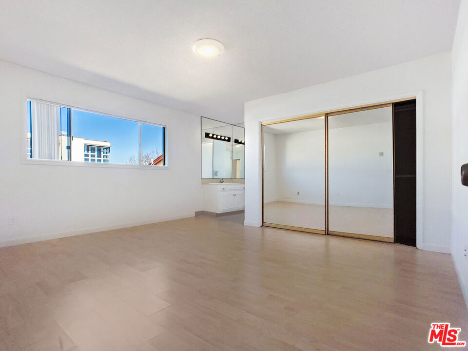 1538 11th 3 Santa Monica CA, 9040164133988343298123