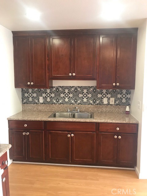 524 W 81st Street W Los Angeles CA, 9004464123492251394121
